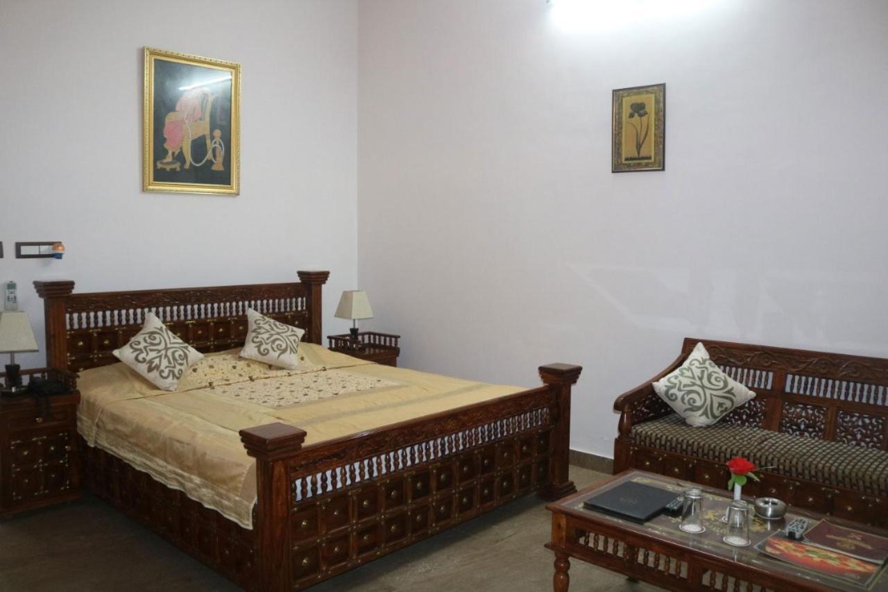 Hotel Shakti Palace Chūru Zewnętrze zdjęcie