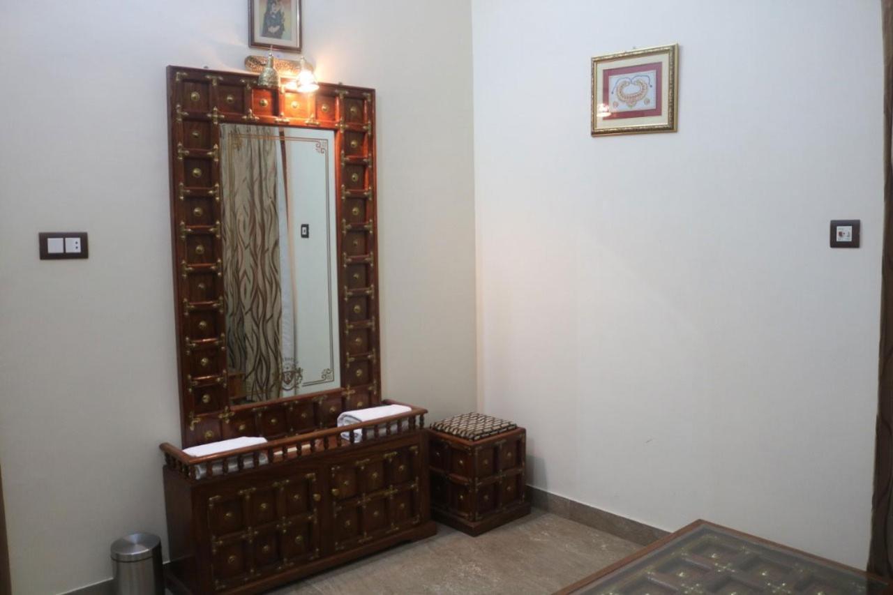 Hotel Shakti Palace Chūru Zewnętrze zdjęcie
